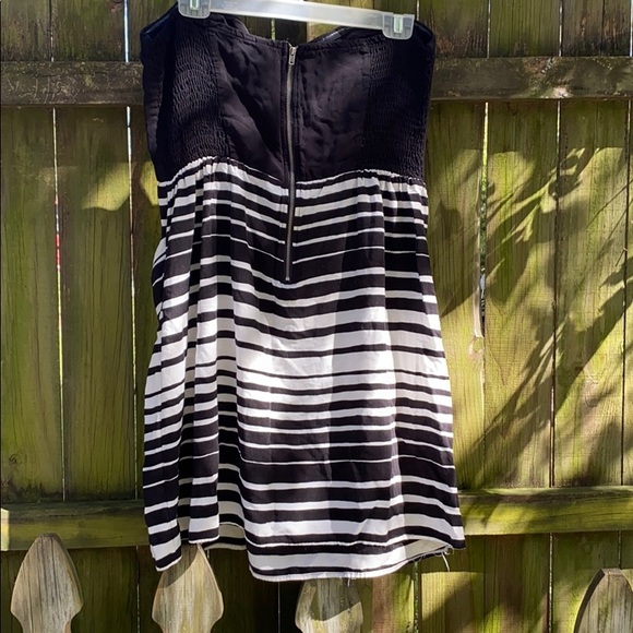 ✨Blk/Wht Strapless Mini-Dress, Xhilaration✨Sz XL✨ - Picture 2 of 6